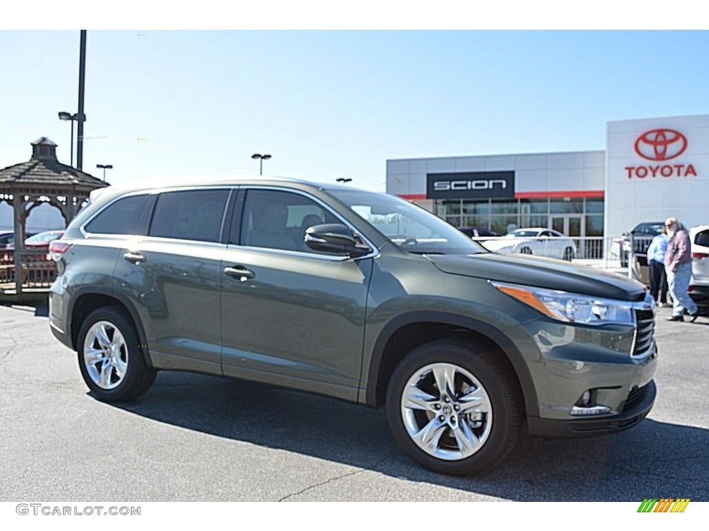 2016 Alumina Jade Metallic Toyota Highlander Limited