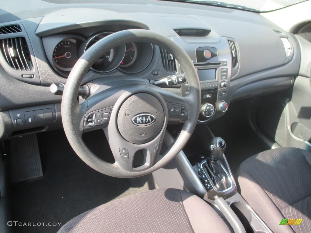 2013 Forte EX - Ebony Black / Black photo #11