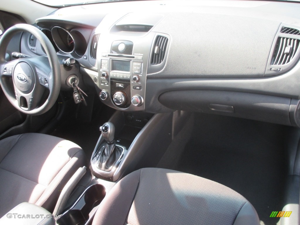 2013 Forte EX - Ebony Black / Black photo #14