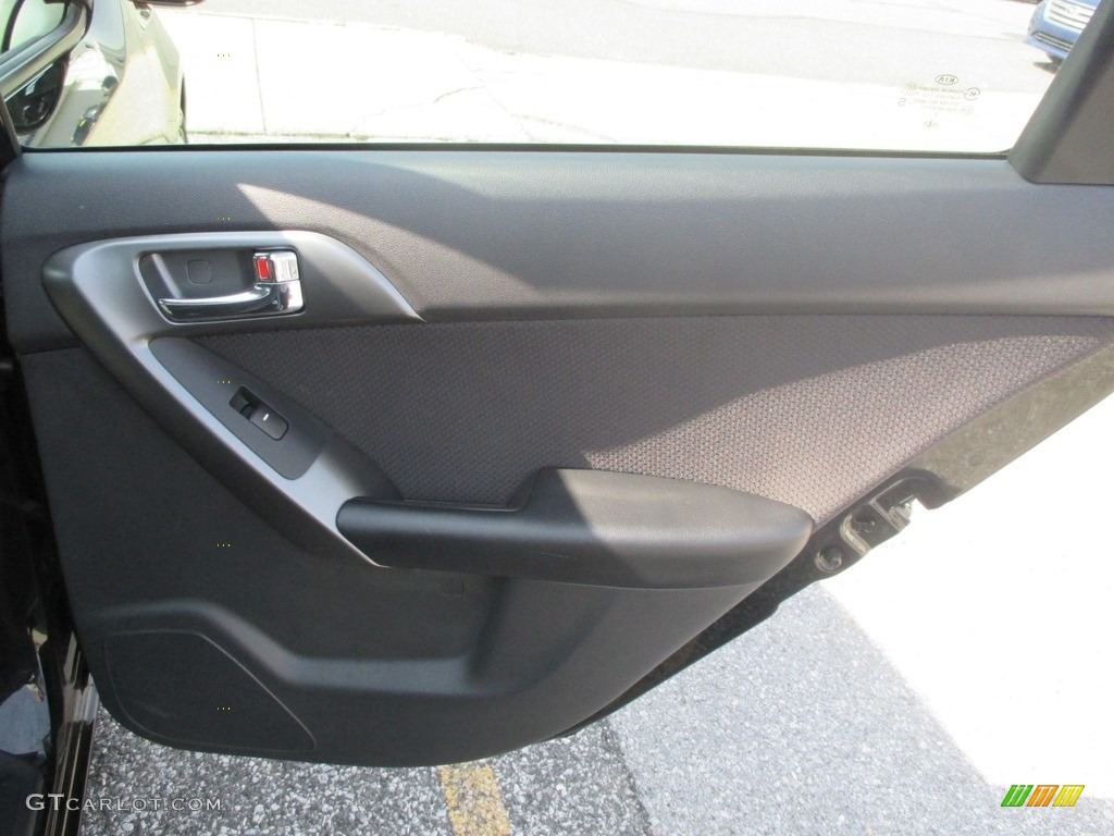 2013 Forte EX - Ebony Black / Black photo #23