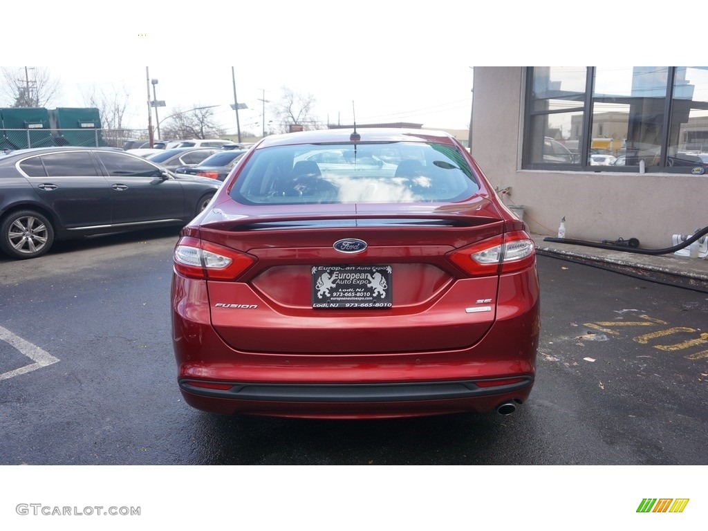 2013 Fusion SE 1.6 EcoBoost - Ruby Red Metallic / Dune photo #7