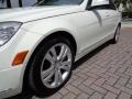 Arctic White - C 300 Luxury Photo No. 37