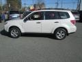 Satin White Pearl - Forester 2.5 X Photo No. 9
