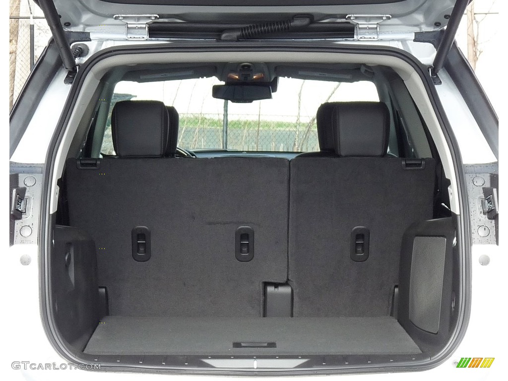 2016 GMC Terrain Denali AWD Trunk Photos