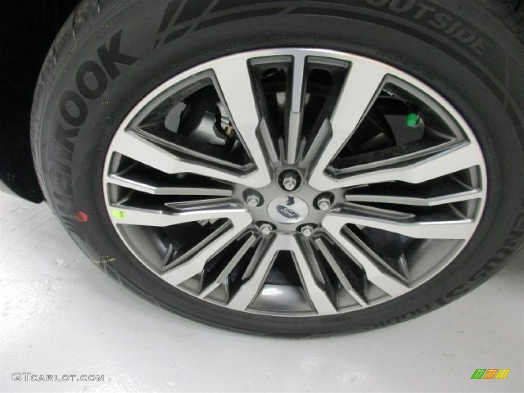 2016 Explorer Platinum 4WD - Shadow Black / Platinum Medium Soft Ceramic Nirvana Leather photo #24
