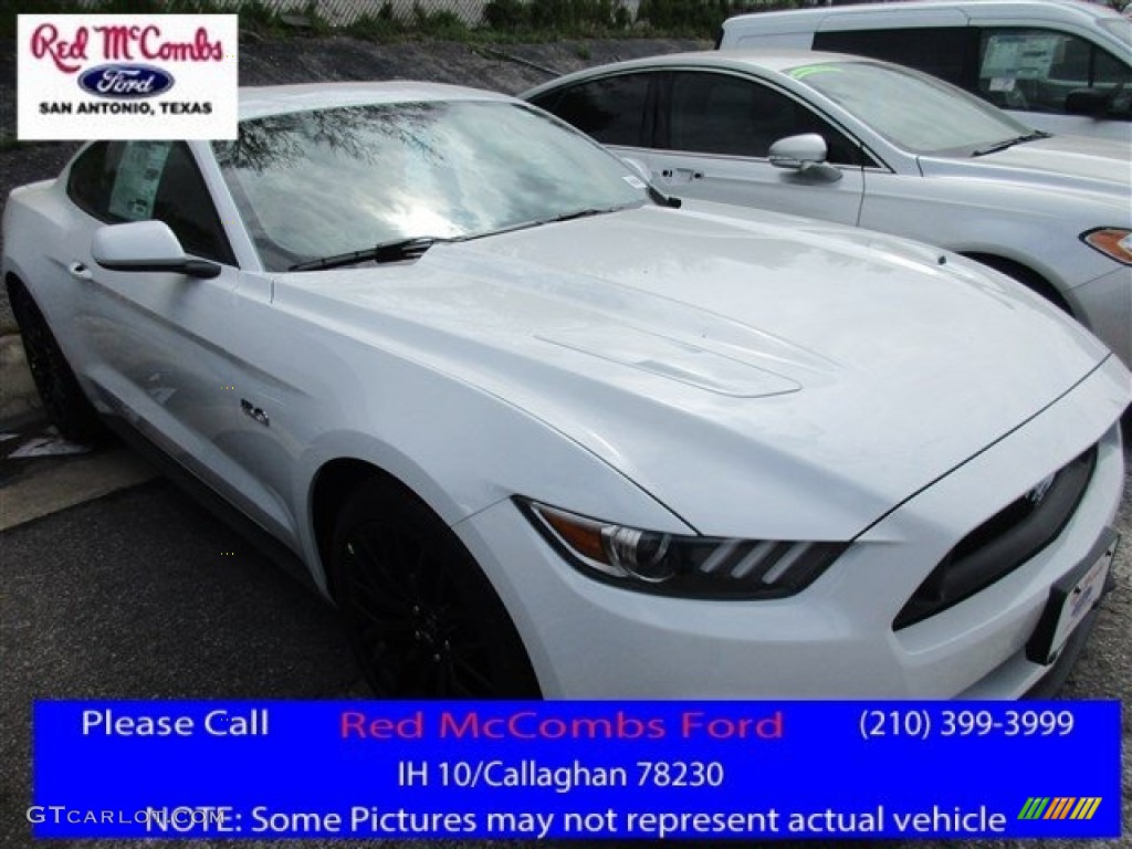 Oxford White Ford Mustang