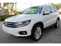 Pure White - Tiguan SEL Photo No. 5
