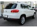 Pure White - Tiguan SEL Photo No. 10