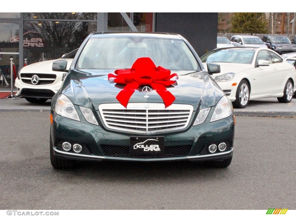 2010 E 350 4Matic Sedan - Jade Green Metallic / Almond Beige photo #2