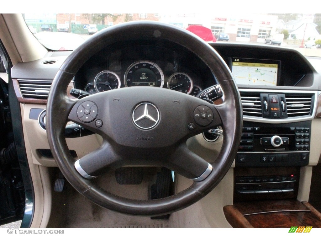 2010 E 350 4Matic Sedan - Jade Green Metallic / Almond Beige photo #18