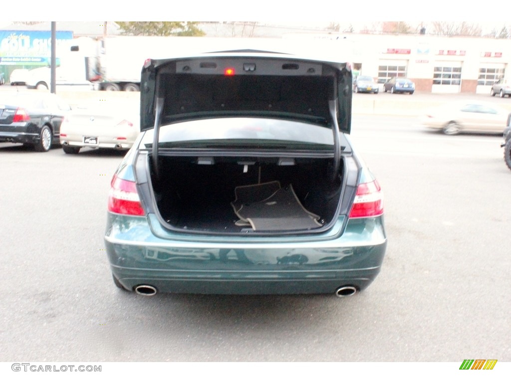 2010 E 350 4Matic Sedan - Jade Green Metallic / Almond Beige photo #34