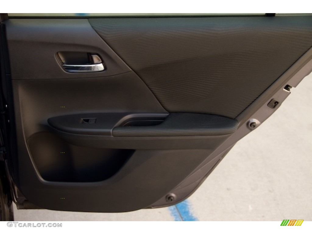 2016 Accord LX Sedan - Modern Steel Metallic / Black photo #25