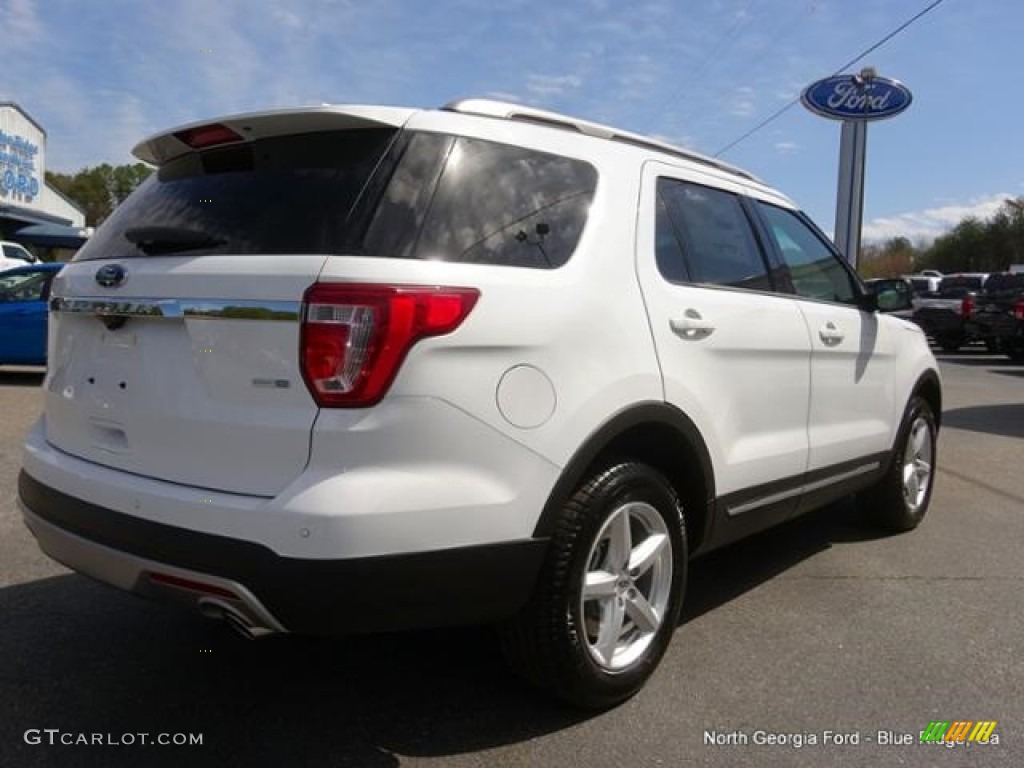 2016 Explorer XLT 4WD - Oxford White / Ebony Black photo #5