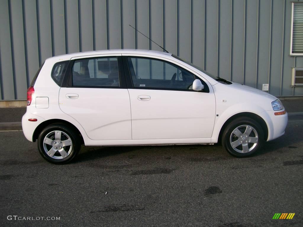2008 Aveo Aveo5 LS - Summit White / Charcoal photo #2