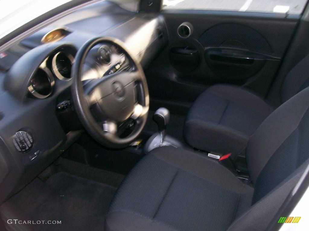 2008 Aveo Aveo5 LS - Summit White / Charcoal photo #4