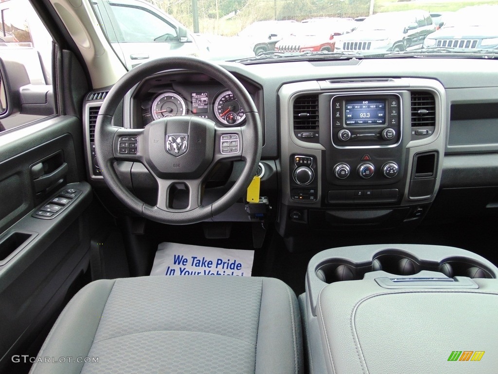 2015 1500 Express Crew Cab 4x4 - Granite Crystal Metallic / Black/Diesel Gray photo #17