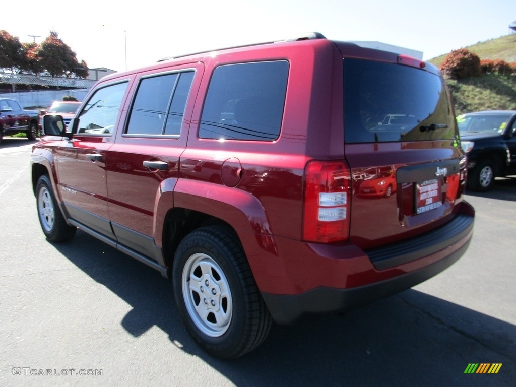 2016 Patriot Sport - Deep Cherry Red Crystal Pearl / Dark Slate Gray photo #5