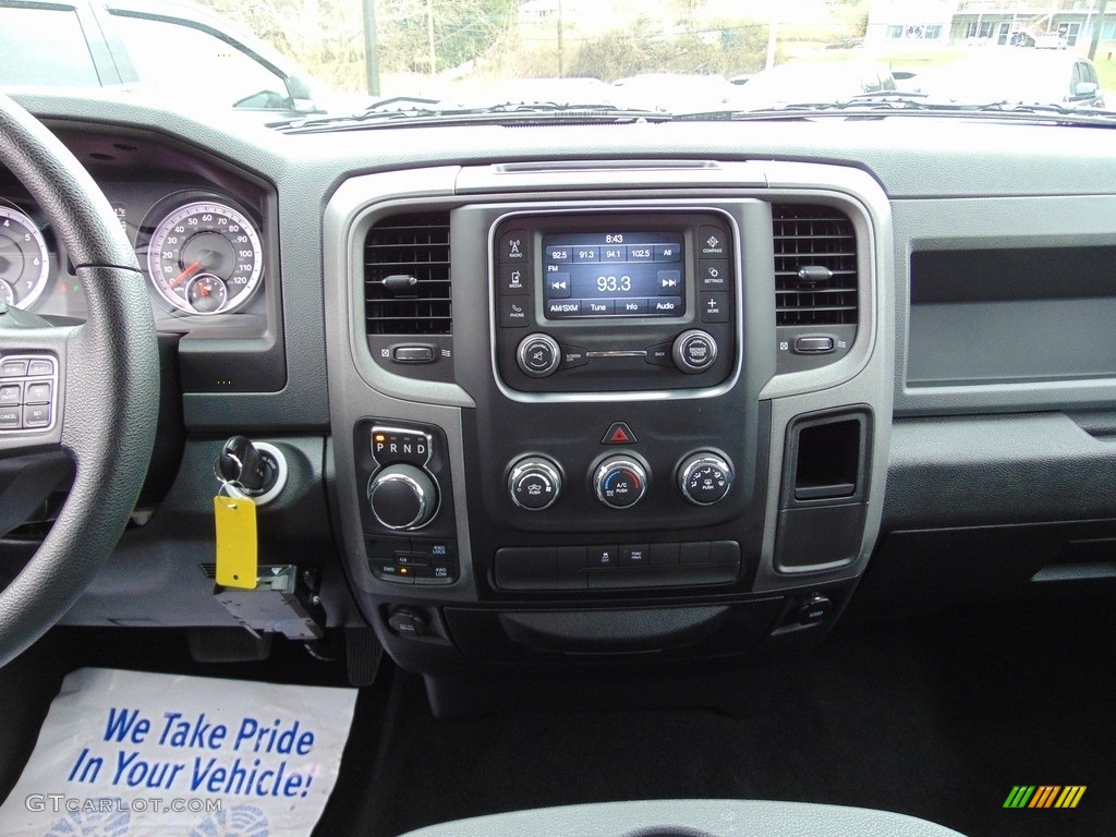 2015 1500 Express Crew Cab 4x4 - Granite Crystal Metallic / Black/Diesel Gray photo #23