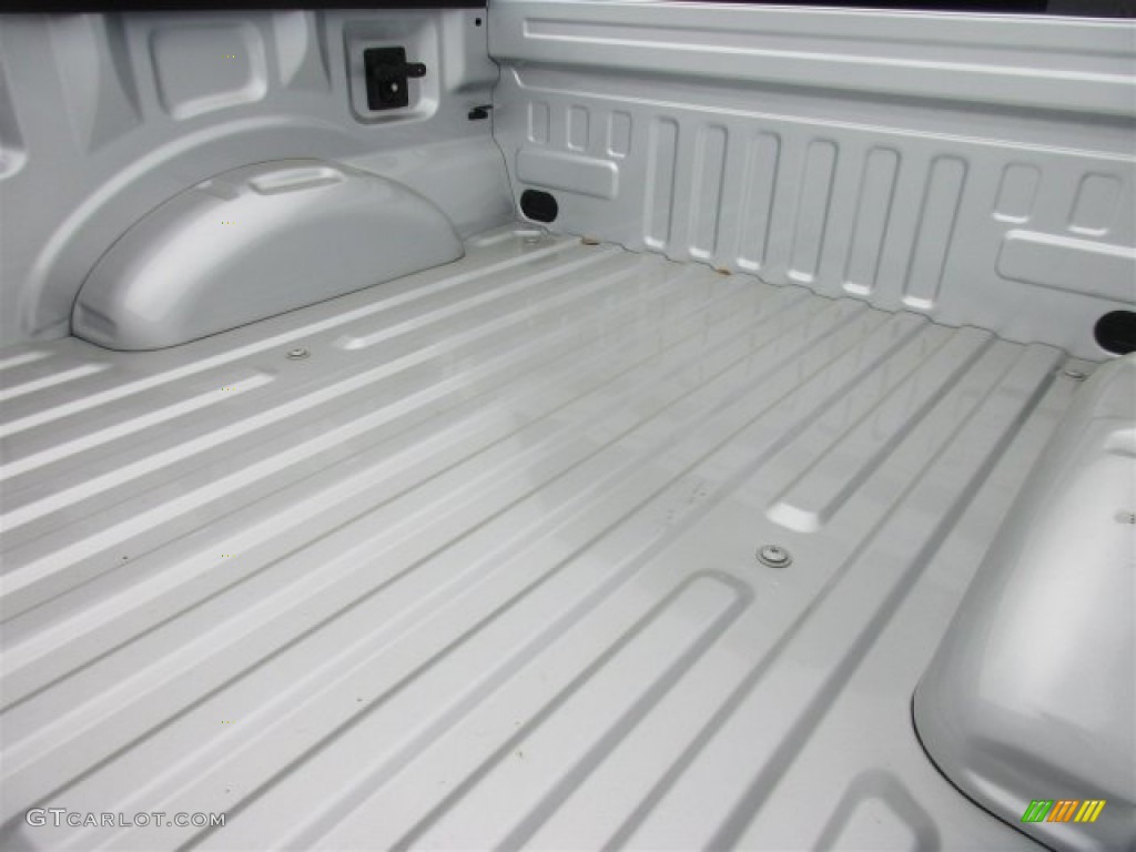 2016 F150 XLT SuperCrew 4x4 - Ingot Silver / Medium Earth Gray photo #7