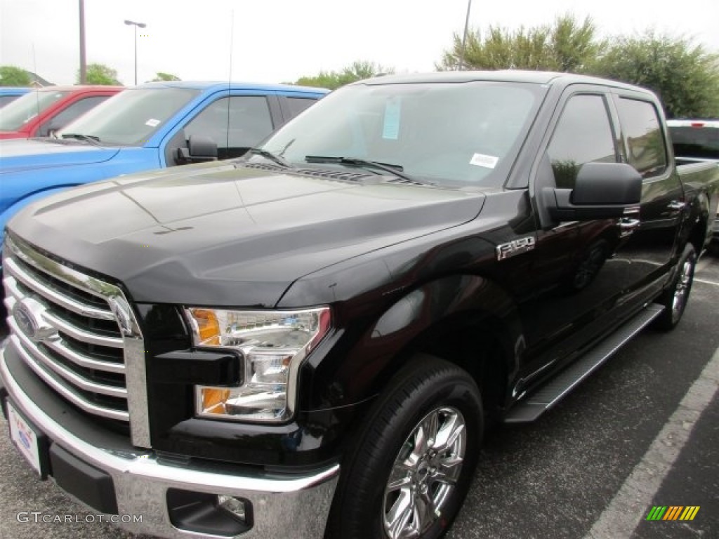 2016 F150 XLT SuperCrew - Shadow Black / Medium Earth Gray photo #2