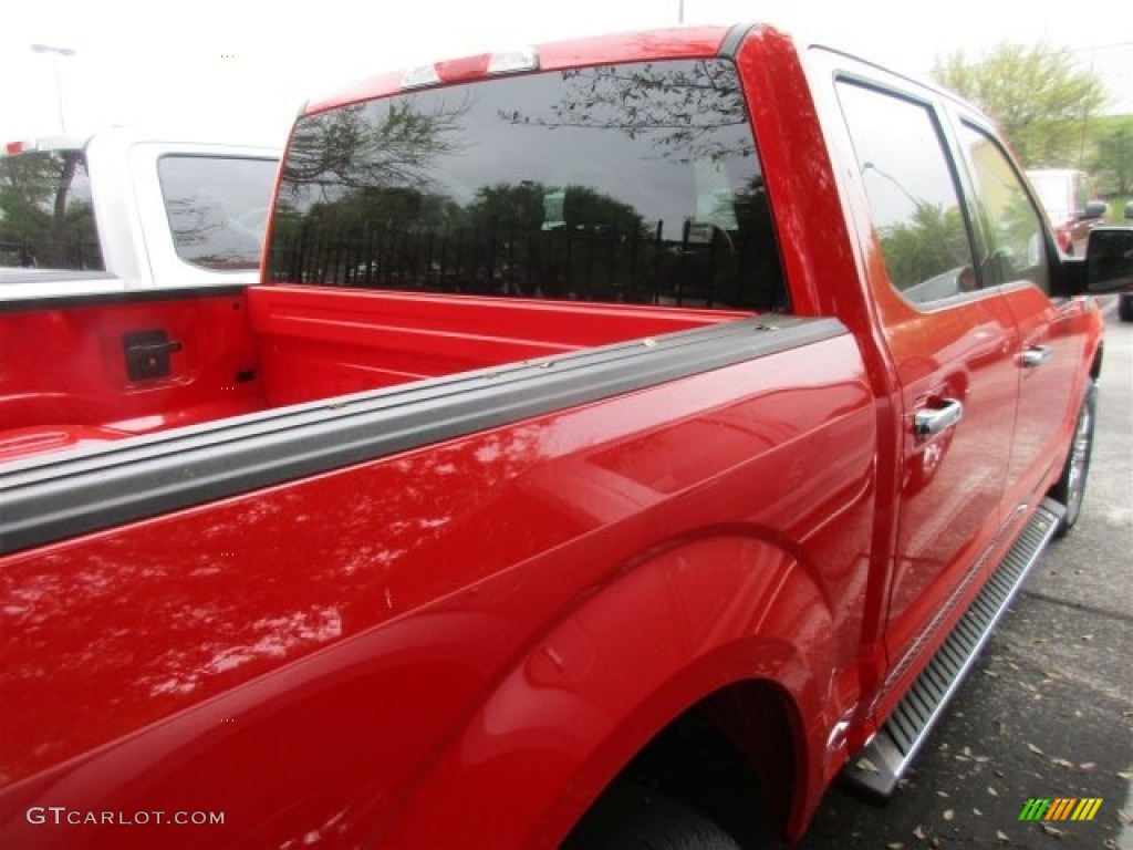 2016 F150 XLT SuperCrew - Race Red / Medium Earth Gray photo #7