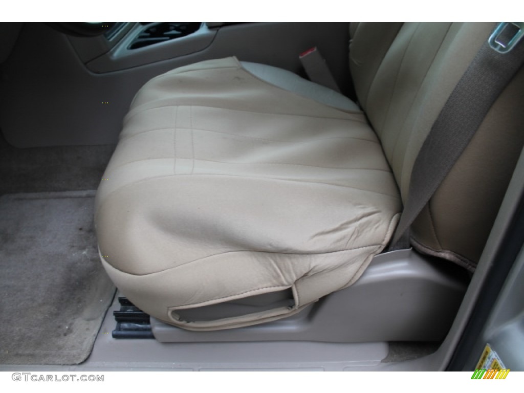 2006 Tahoe Z71 4x4 - Silver Birch Metallic / Tan/Neutral photo #16