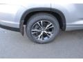 Silver Sky Metallic - Highlander XLE Photo No. 9