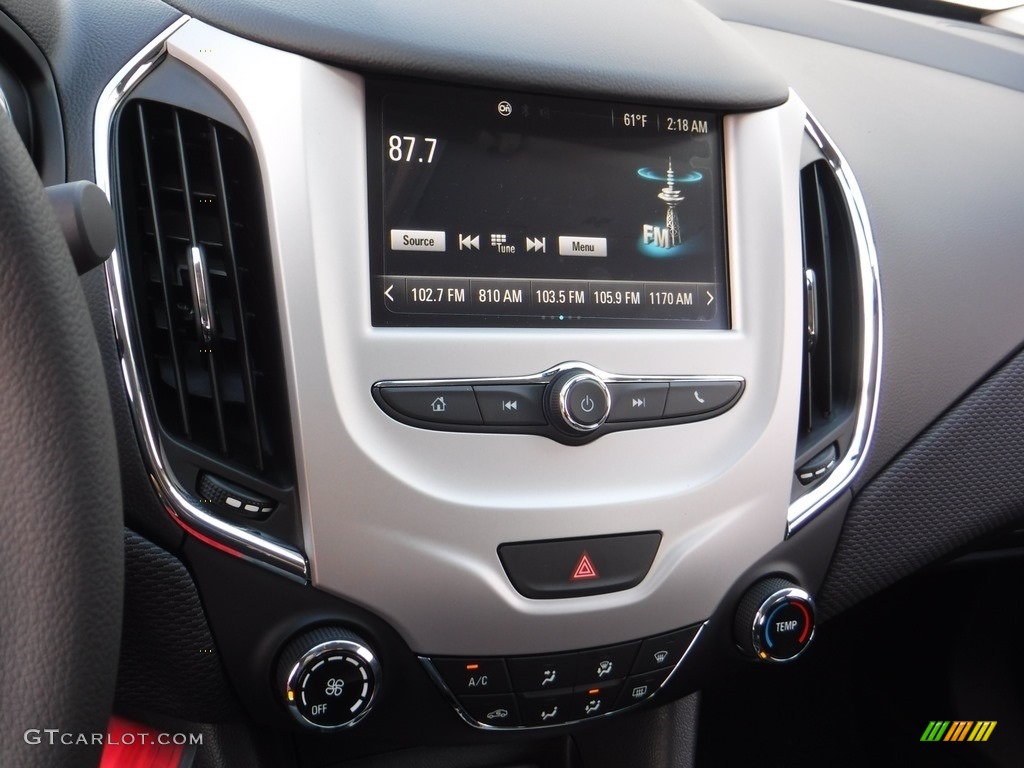 2016 Chevrolet Cruze LS Sedan Controls Photo #111682037