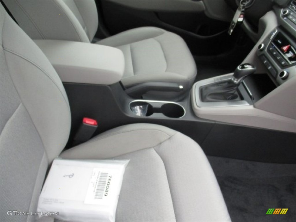 2017 Elantra SE - Red / Gray photo #12