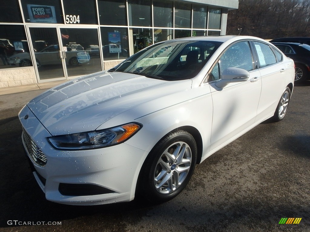 2013 Fusion SE - White Platinum Metallic Tri-coat / Charcoal Black photo #9