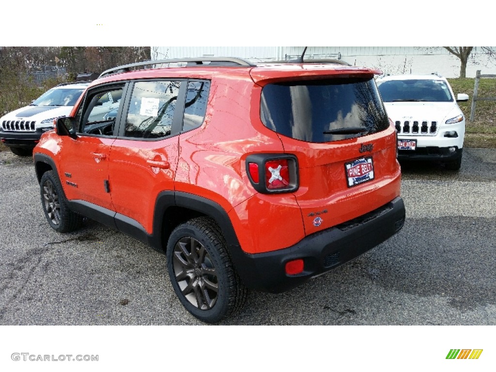 2016 Renegade Latitude 4x4 - Omaha Orange / Black photo #4