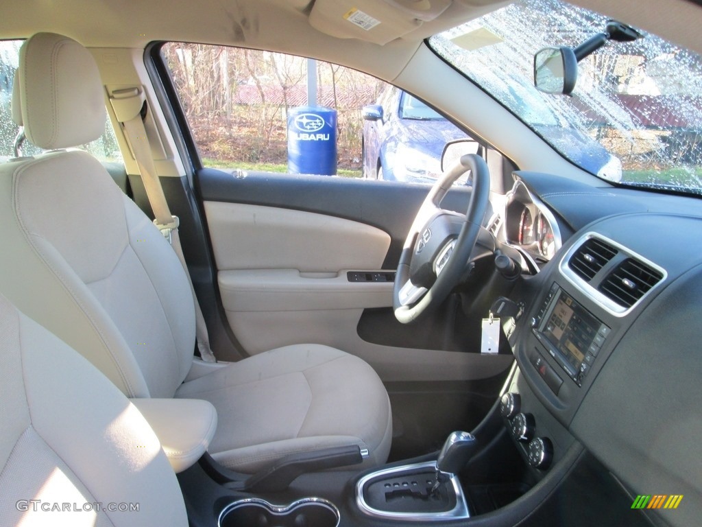 2012 Avenger SXT - Blue Streak Pearl / Black/Light Frost Beige photo #16