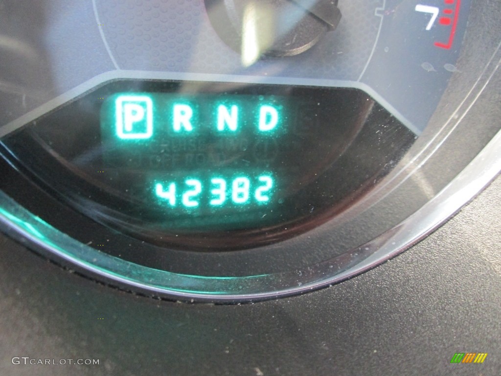 2012 Avenger SXT - Blue Streak Pearl / Black/Light Frost Beige photo #27
