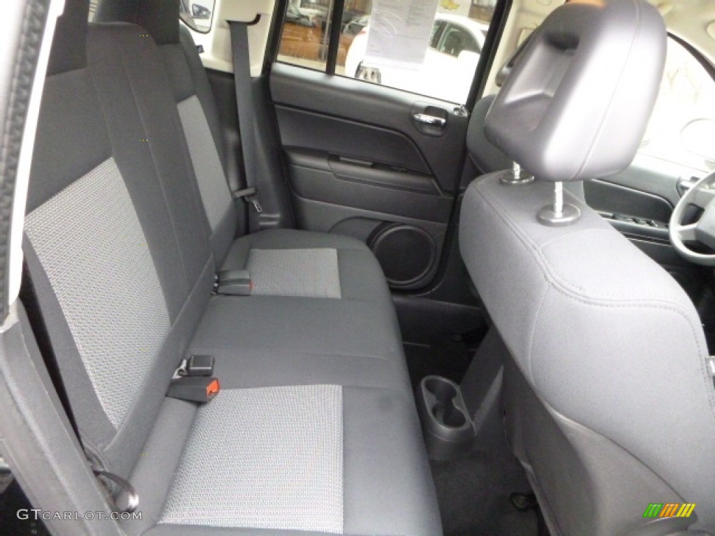2009 Compass Sport 4x4 - Brilliant Black Crystal Pearl / Dark Slate Gray/Medium Slate Gray photo #4