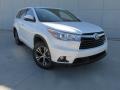 Blizzard Pearl - Highlander XLE Photo No. 1