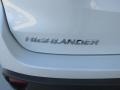 Blizzard Pearl - Highlander XLE Photo No. 13
