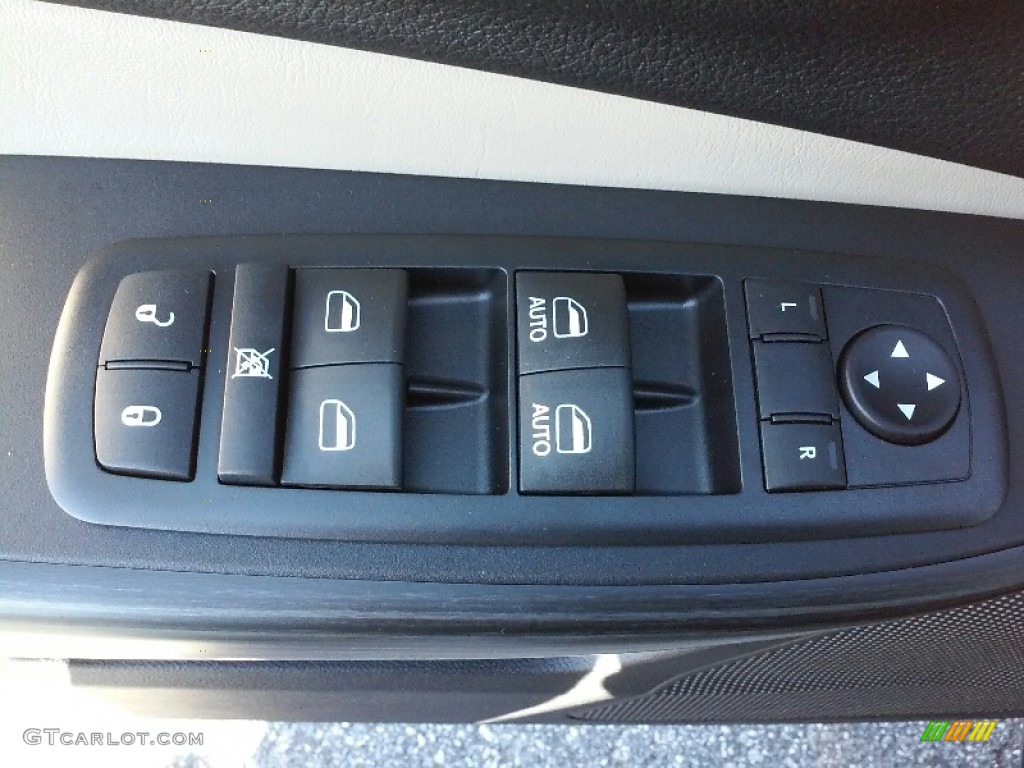 2016 Deep Cherry Red Crystal Pearl Jeep Cherokee Limited 4x4 111687056