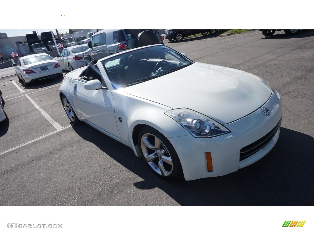2007 350Z Touring Roadster - Pikes Peak White Pearl / Charcoal photo #10