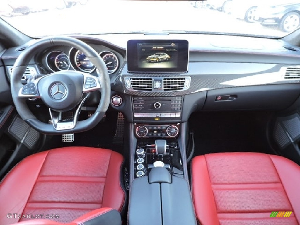 2015 Mercedes-Benz CLS 63 AMG S 4Matic Coupe Dashboard Photos