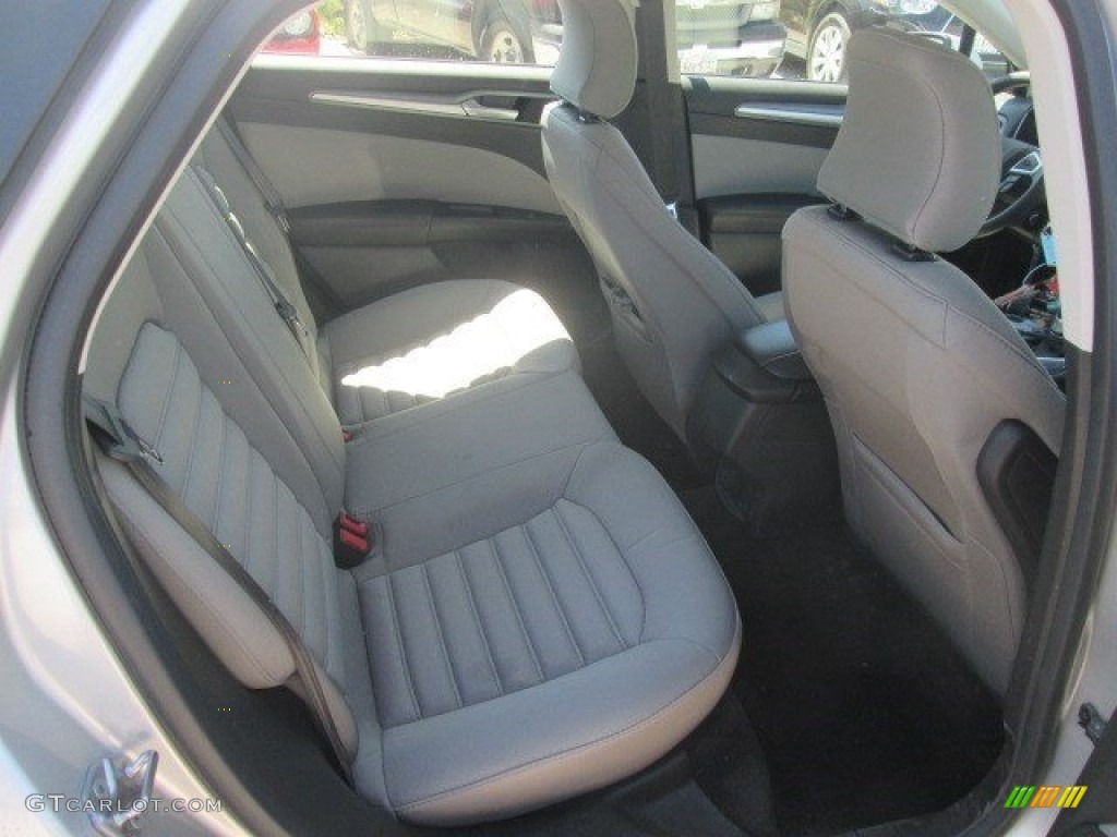 2015 Fusion S - Ingot Silver Metallic / Earth Gray photo #6