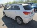Diamond White Pearl - Outlander Sport SE Photo No. 12