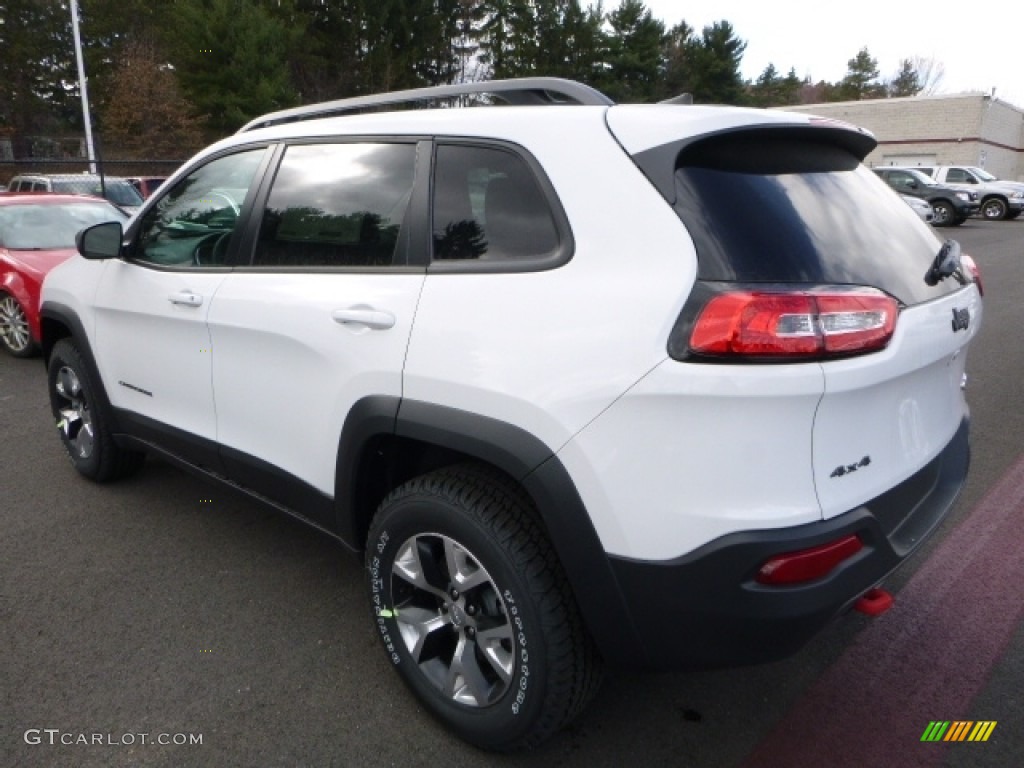 2016 Cherokee Trailhawk 4x4 - Bright White / Black photo #5