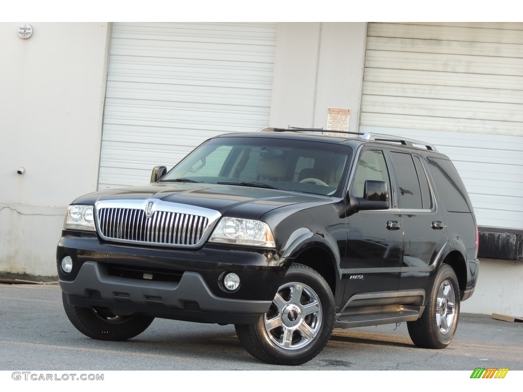 Black Lincoln Aviator