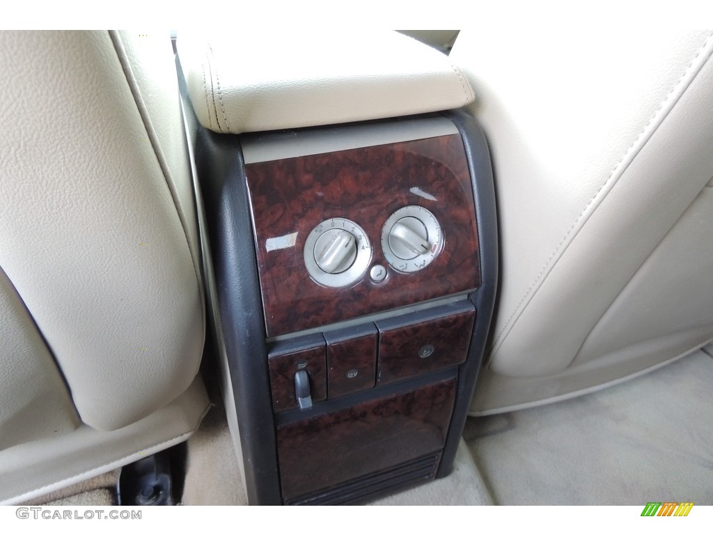 2005 Aviator Luxury - Black / Camel photo #16