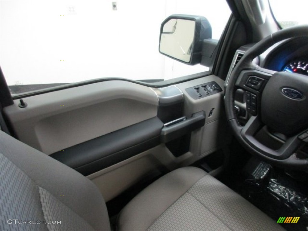 2016 F150 XLT SuperCrew - Magnetic / Medium Earth Gray photo #13