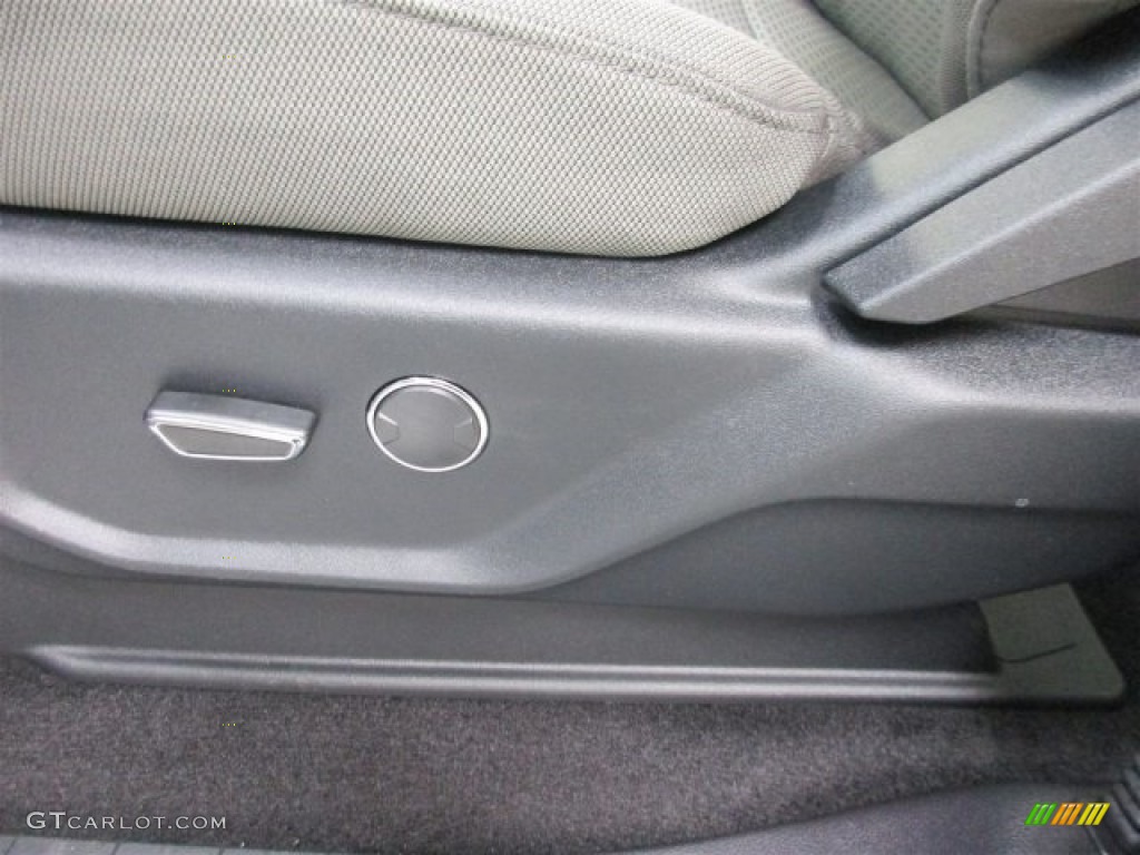 2016 F150 XLT SuperCrew - Magnetic / Medium Earth Gray photo #30