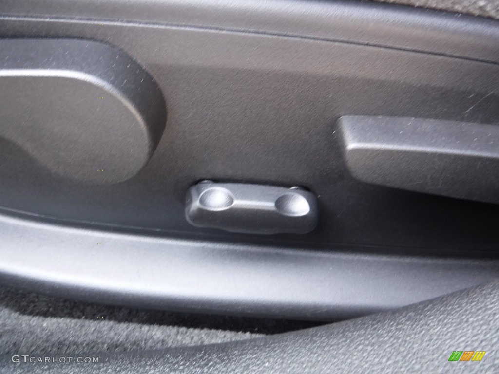 2011 Impala LS - Cyber Gray Metallic / Gray photo #14