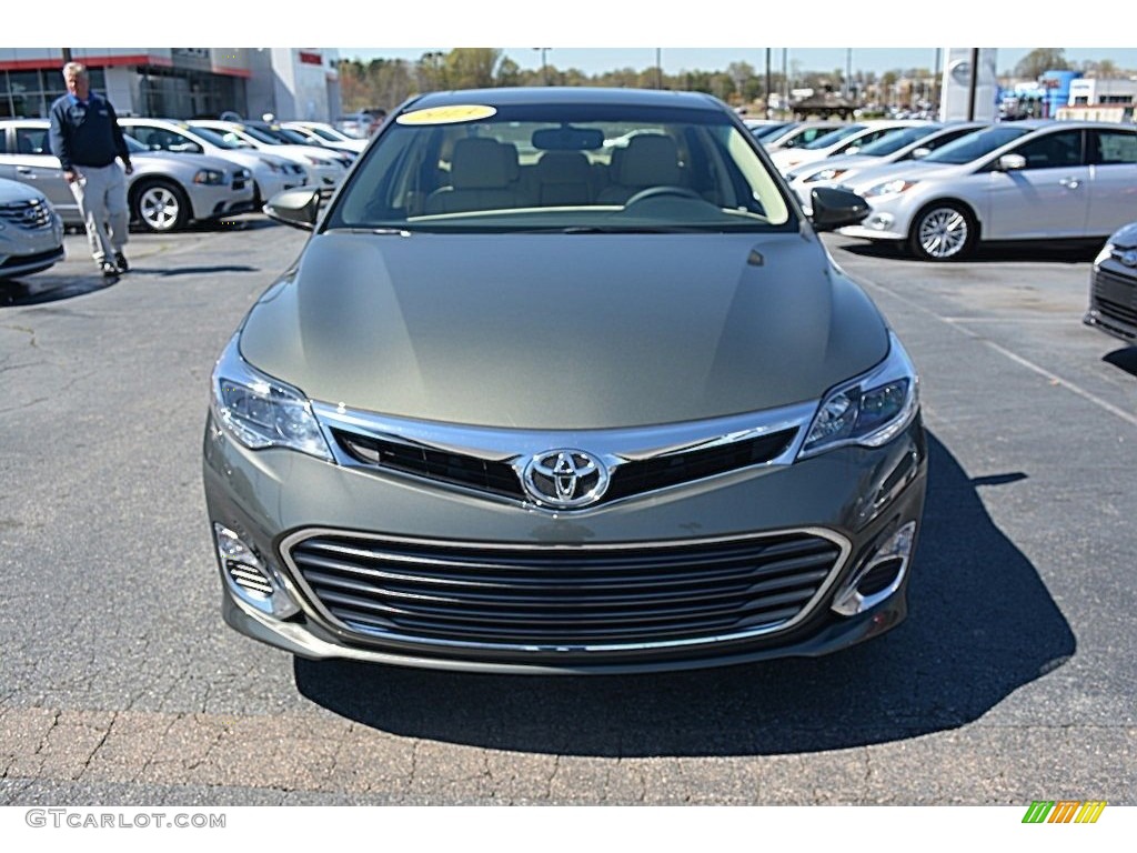 2013 Avalon XLE - Cypress Green Pearl / Almond photo #29
