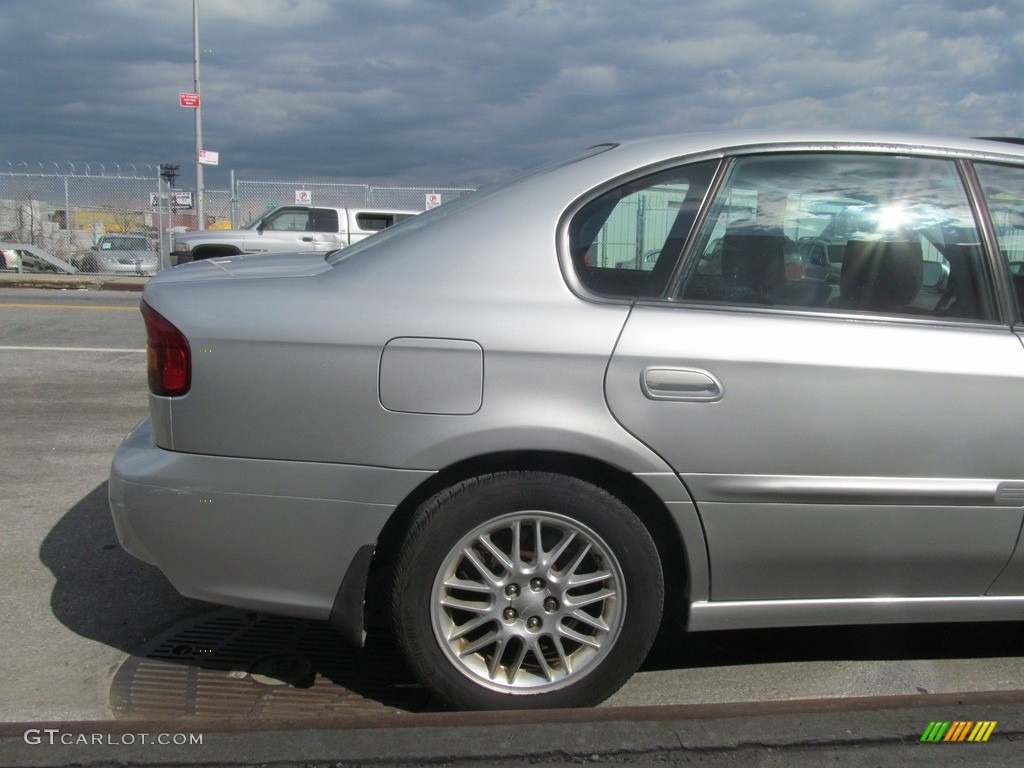 2003 Legacy L Sedan - Silver Stone Metallic / Gray photo #10