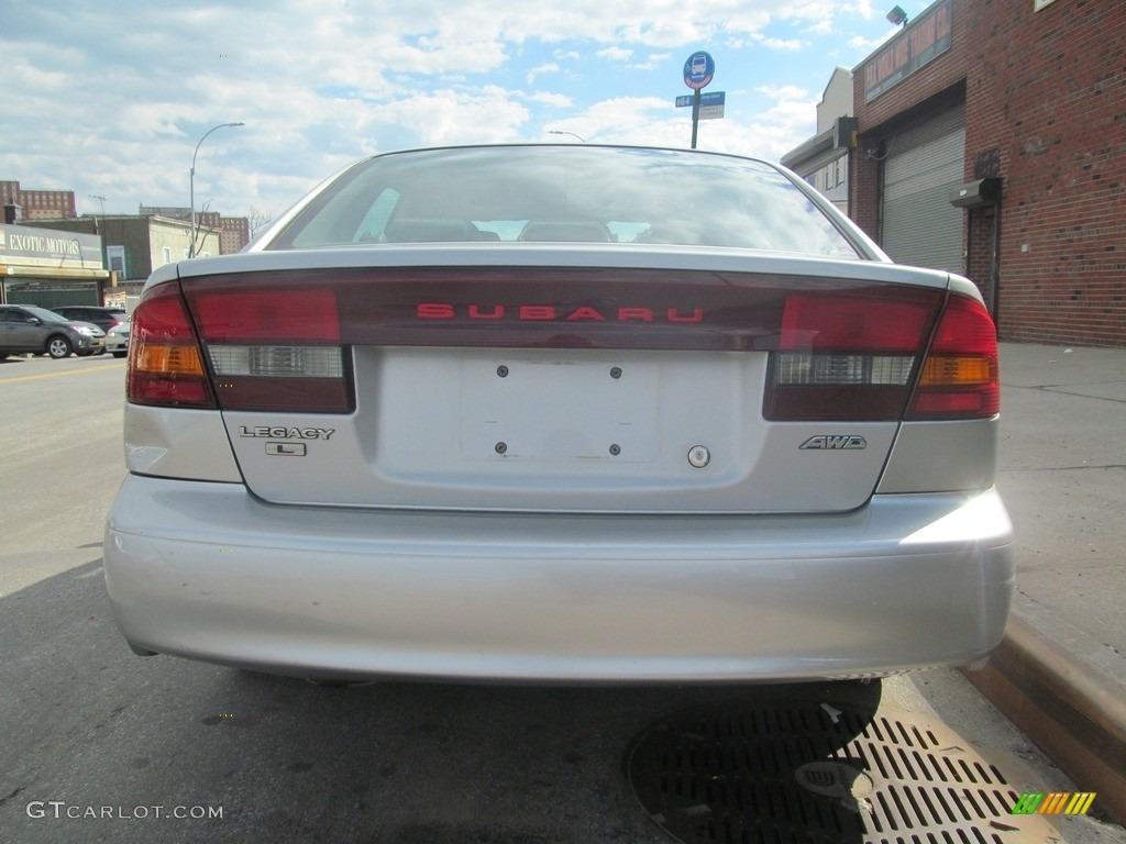 2003 Legacy L Sedan - Silver Stone Metallic / Gray photo #16
